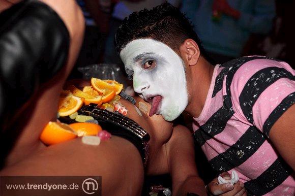 hellboys and angels_0000002.bmp